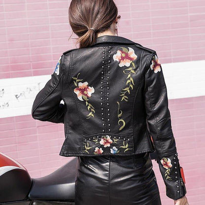 Laura - Chique Jas met Bloemendesign