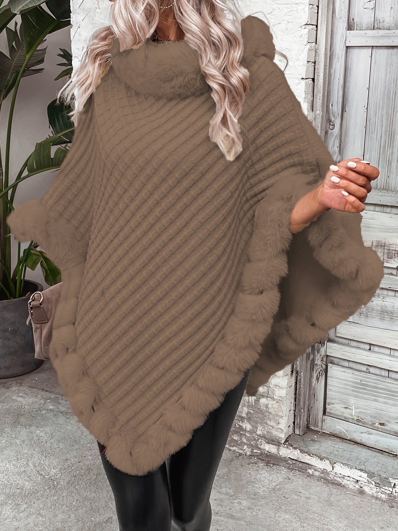 Warme Stijlvolle Poncho Trui Voor Dames Me Bontlook Col