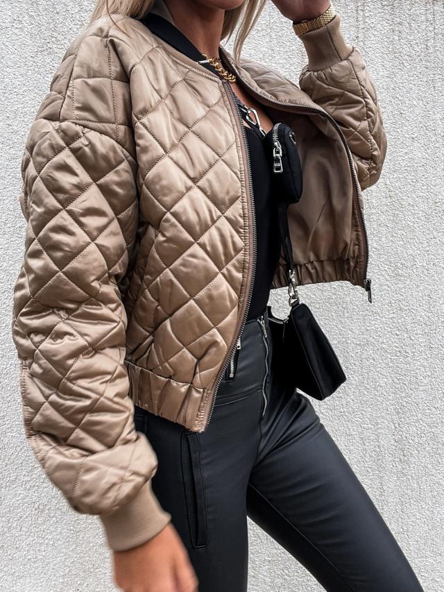 Renata - Trendy Dames Bomberjack met Glanzende Afwerking en Rits
