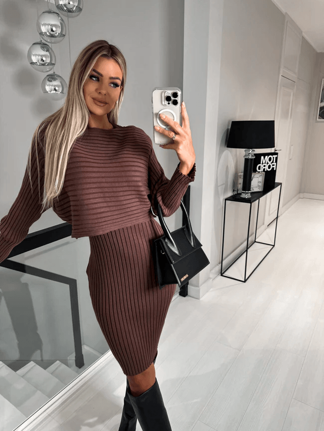 Gebreide Dames Set met Trui en Midi Rok