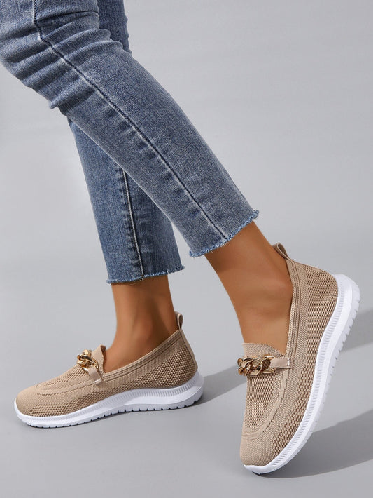 Lotte - Gebreide Slip-On Sneakers met Goudkleurige Ketting