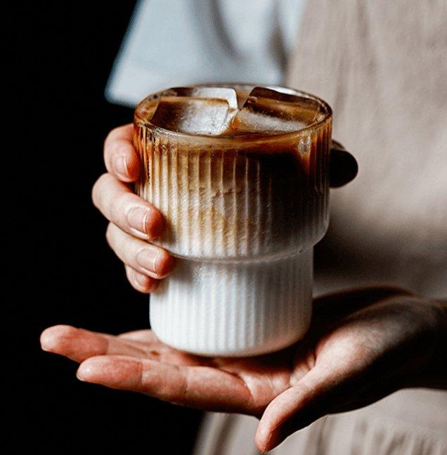 Geribbeld Glazenset met Stijlvol Design voor Koffie